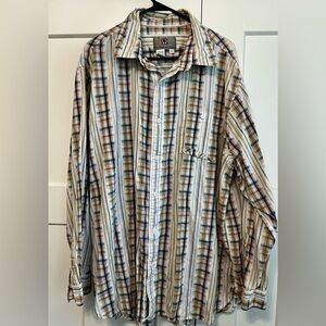 Territory Ahead Men’s XXL button down.